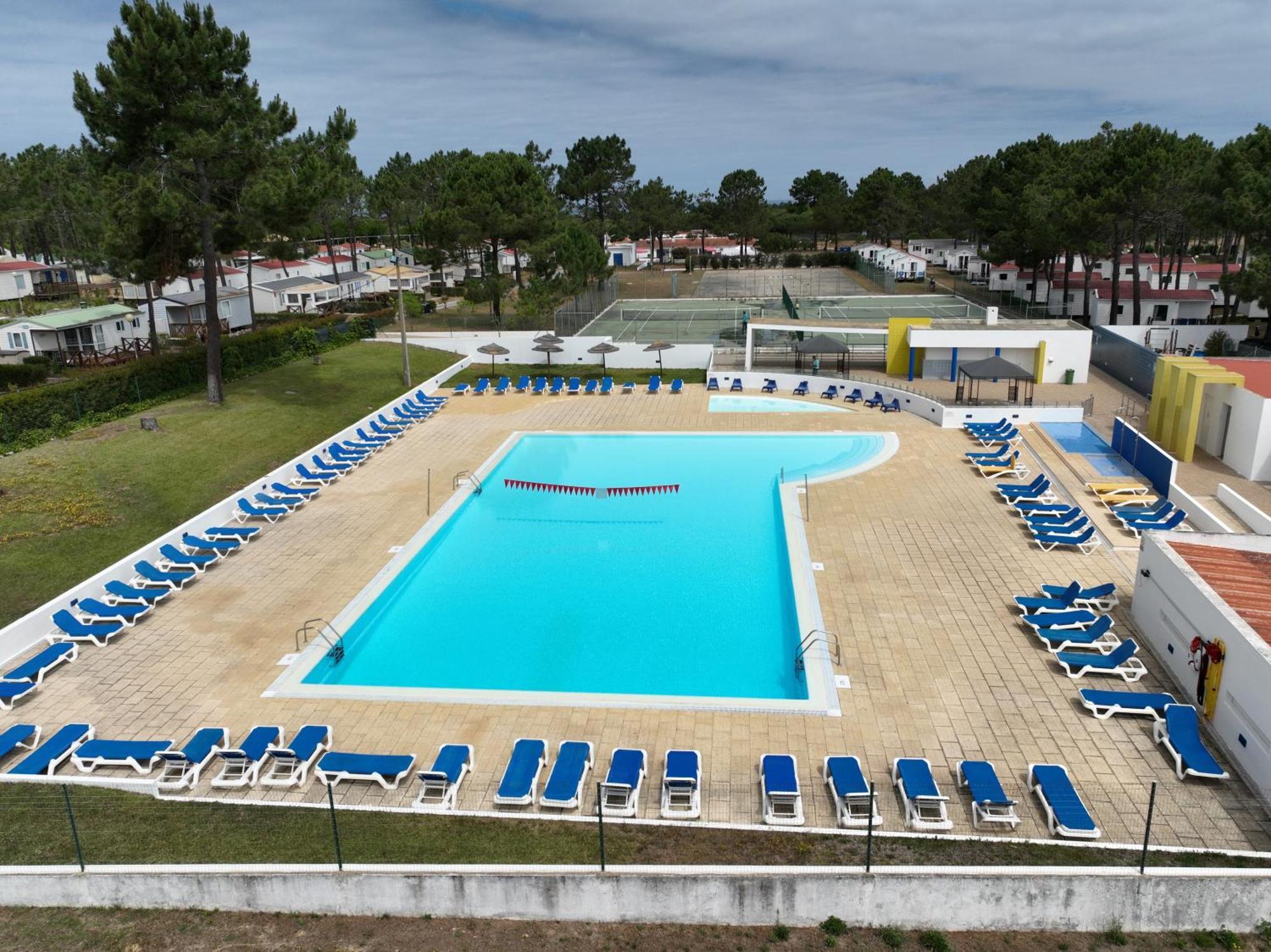 Hotel Parque De Campismo Orbitur Sitava Milfontes Malhadinhas Exterior foto
